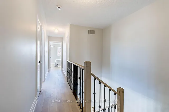 Additional image 25 of 3 Lake Louise Dr