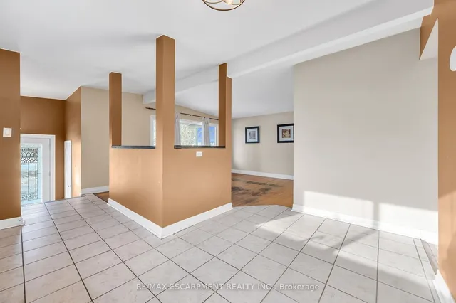 Additional image 17 of 31 Bobolink Rd