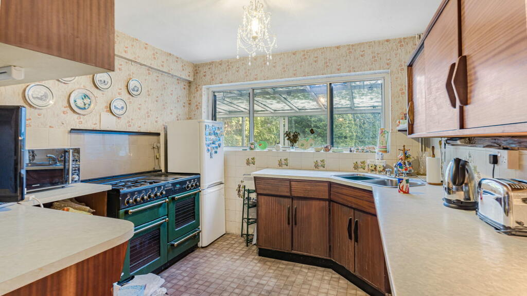 Additional image 11 of Brueton Avenue, Solihull, B91 3EN