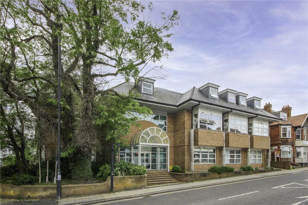 London Road, St. Albans, AL1 1NG