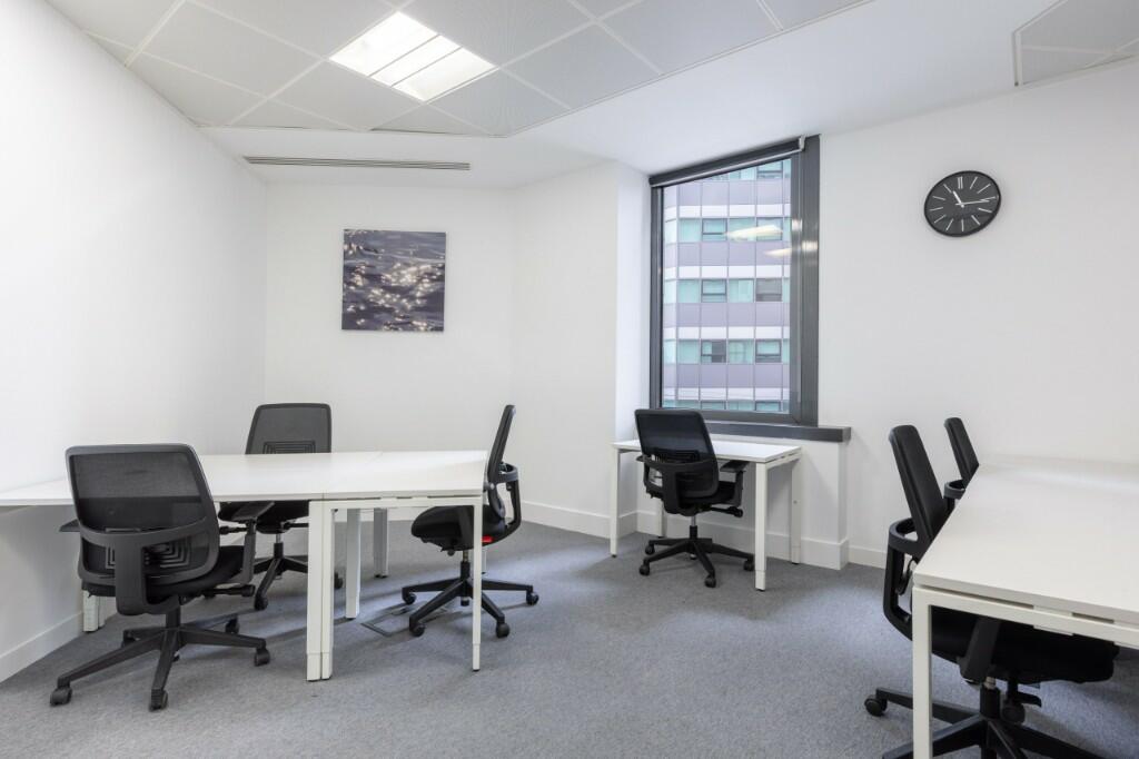 Additional image 5 of 2 Fountain Court, Victoria Square, St Albans, AL1 3TF