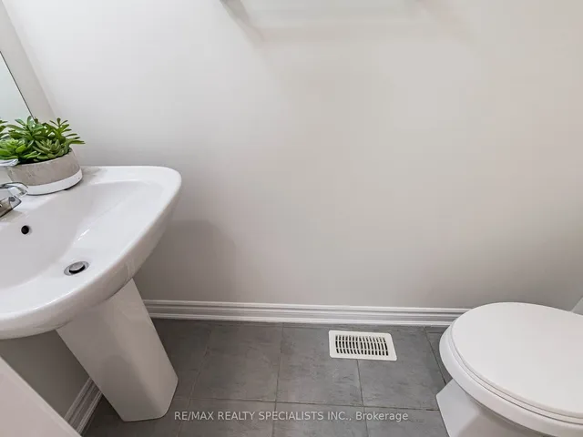 Additional image 18 of 86 Donlamont Circ