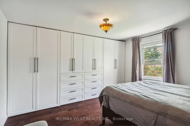 Additional image 10 of 68 Hastings Ave