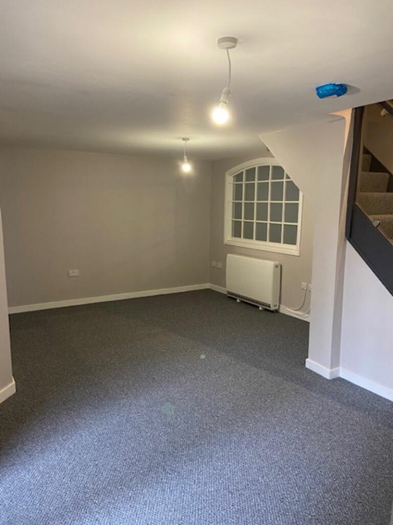 Additional image 10 of Trowbridge. Silver Street