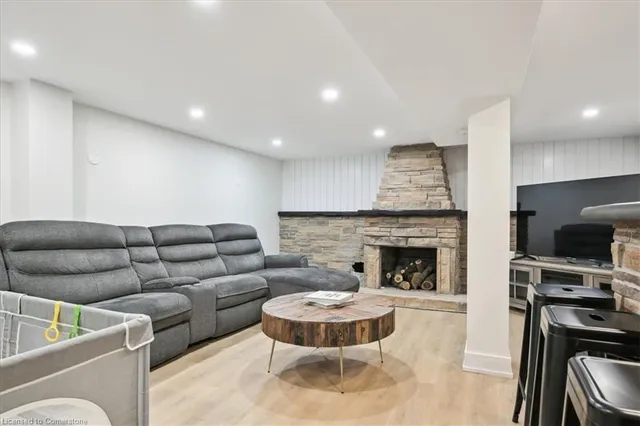 Additional image 30 of 72 West 25th St