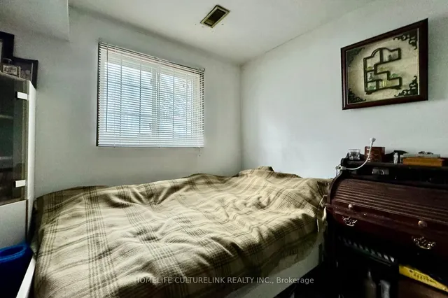 Additional image 20 of 48 Tidworth Sq