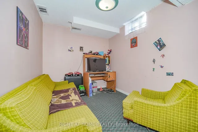 Additional image 33 of 38 Rodda Blvd