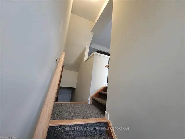 Additional image 5 of 590 North Service Rd Unit 25