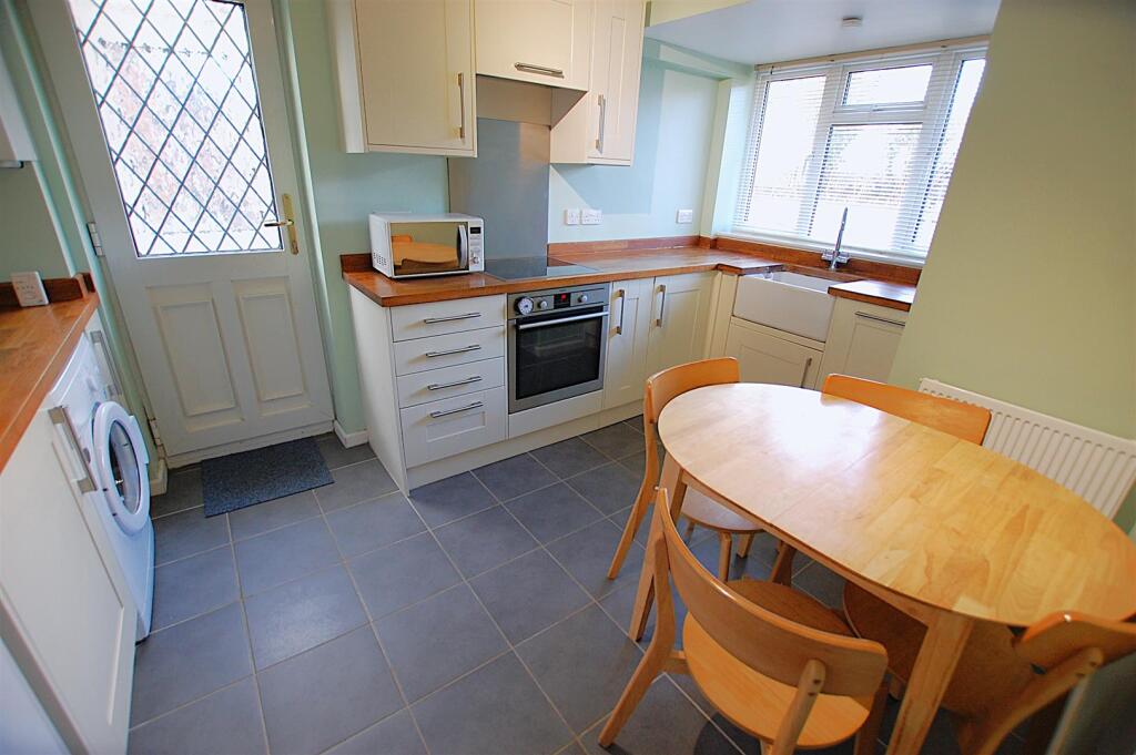 Additional image 3 of Poplars Close, Ellenbrook, Hatfield