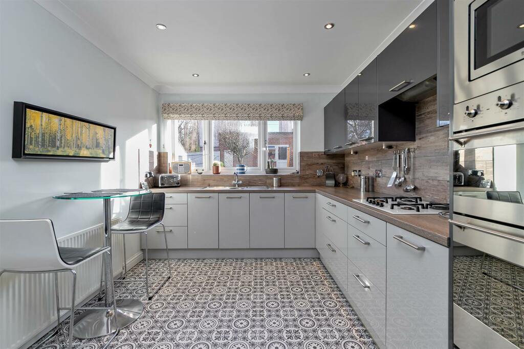 Additional image 2 of St. Albans Road, Sandridge, St. Albans