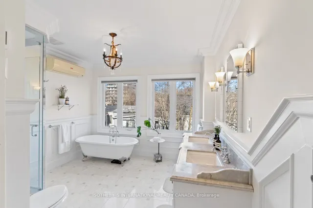 Additional image 35 of 184 Macpherson Ave