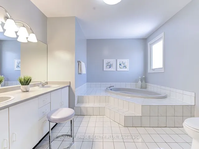 Additional image 22 of 599 Chagall Crt