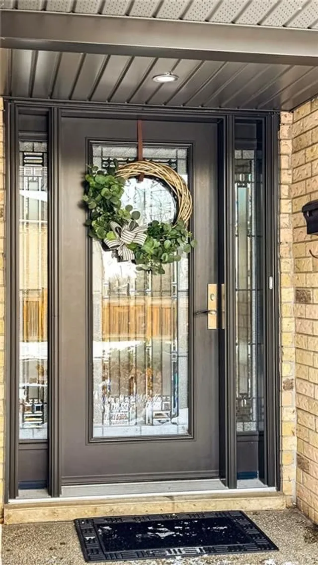 Additional image 4 of 12 Larkspur Cres