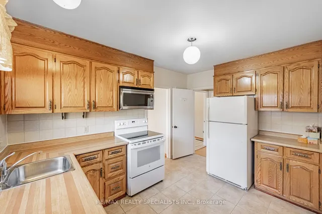 Additional image 14 of 8 Rollins Pl