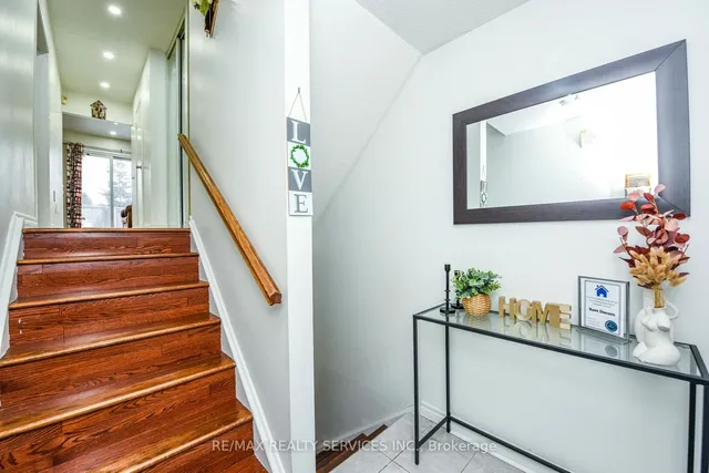 Additional image 4 of 70 Morley Cres Unit 70