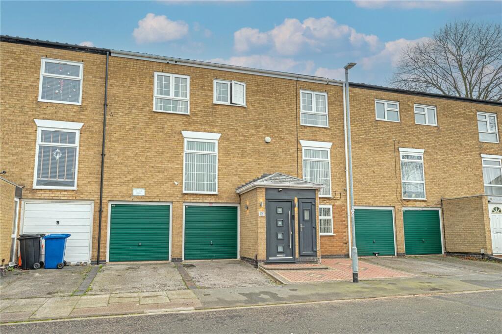 Additional image 36 of Faringdon, Tamworth, Staffordshire, B77