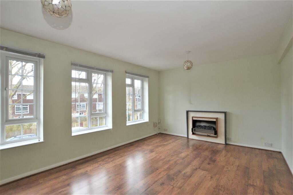 Additional image 10 of How Wood, Park Street