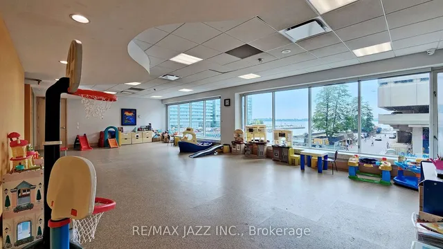 Additional image 27 of 10 Queens Quay Unit 803