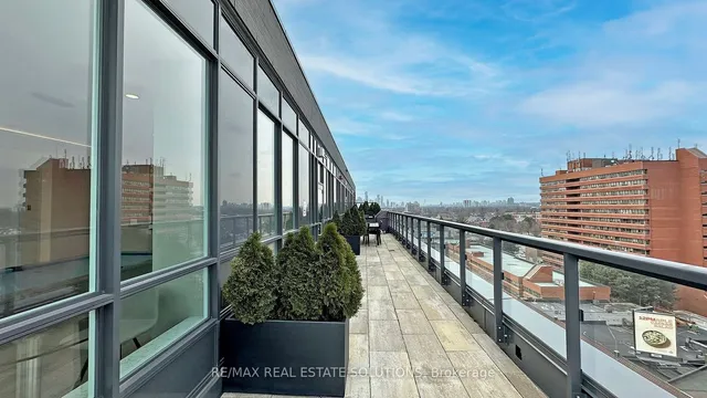 Additional image 35 of 630 Greenwood Ave Unit 414