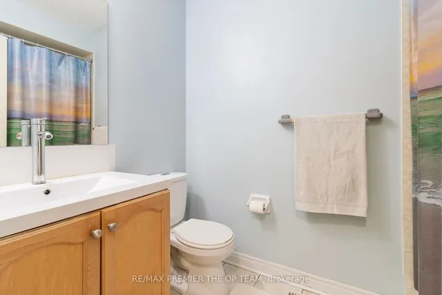 Additional image 8 of 922 Ledbury Cres