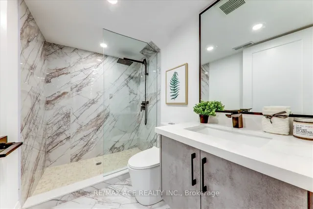 Additional image 35 of 153 King Edward Ave