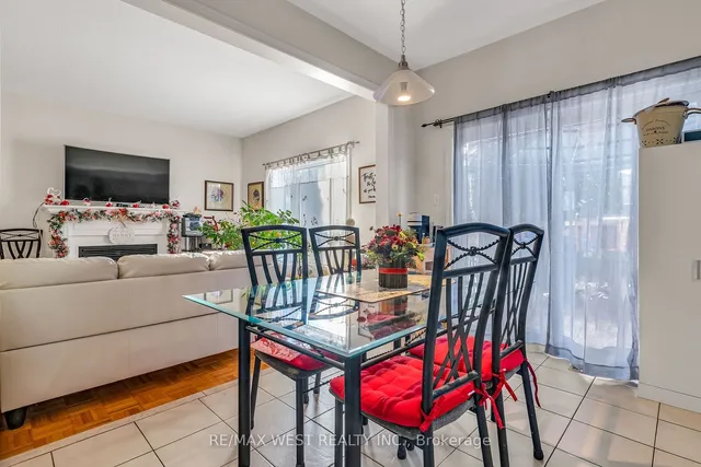 Additional image 26 of 8 Lampman Dr