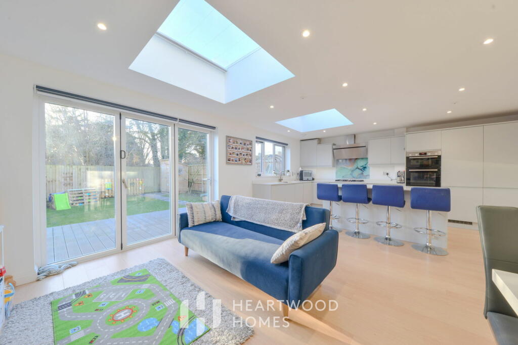 Additional image 5 of Summerfield Close, London Colney, St Albans AL2 1PT