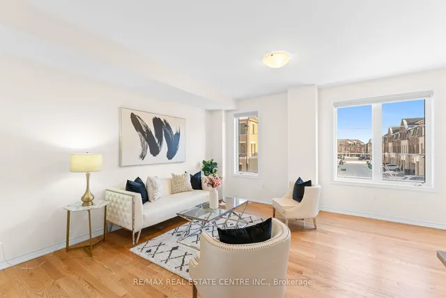 Additional image 17 of 16 Arcola St