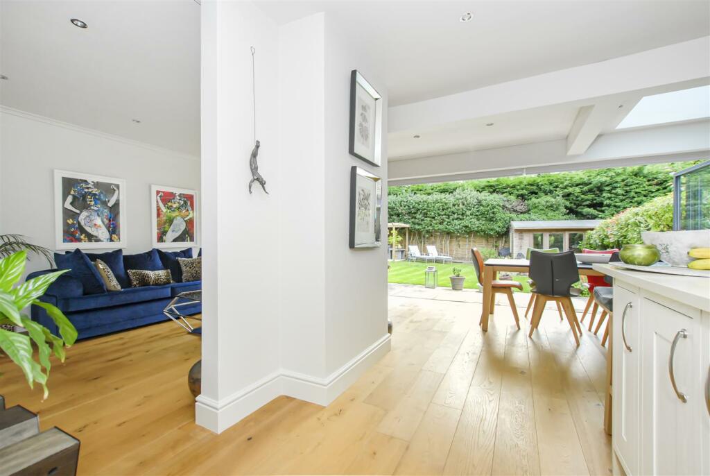 Additional image 9 of Mount Pleasant Lane, Bricket Wood, St. Albans