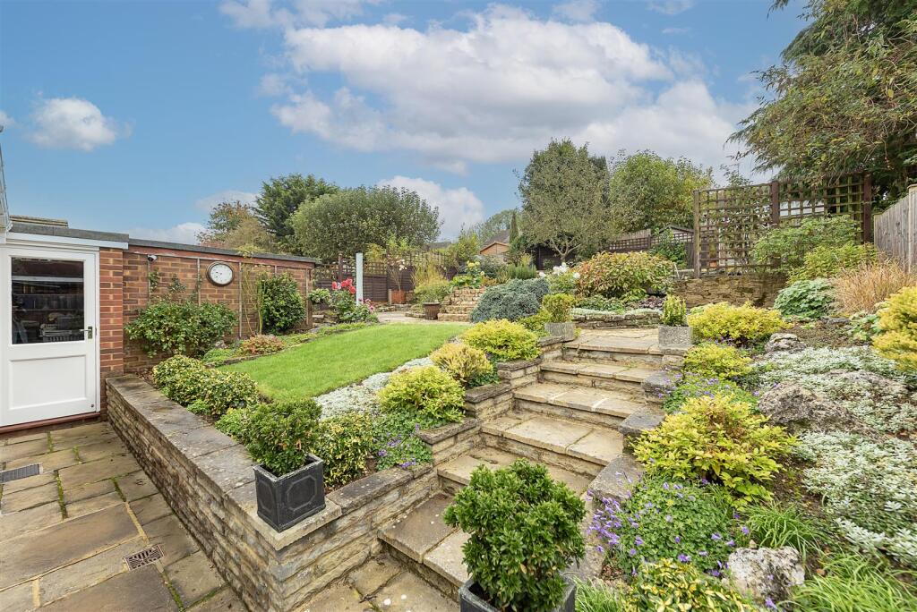 Additional image 12 of Wroxham Way, Harpenden