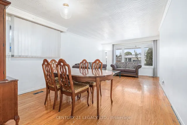 Additional image 17 of 17 Vange Cres