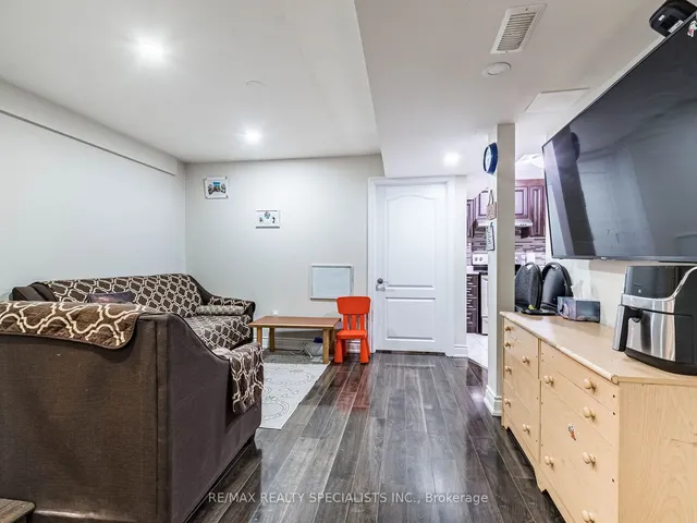 Additional image 29 of 24 Orangeblossom Tr