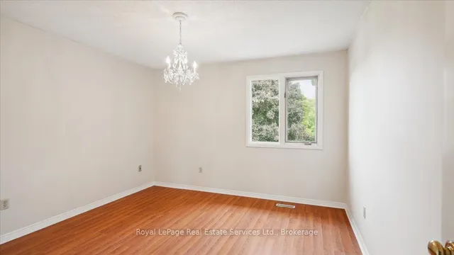 Additional image 23 of 524 Chillingham Cres