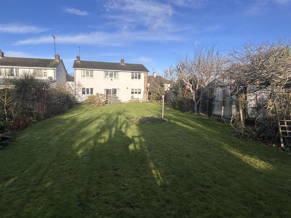 Additional image 28 of St Albans Road East, Hatfield