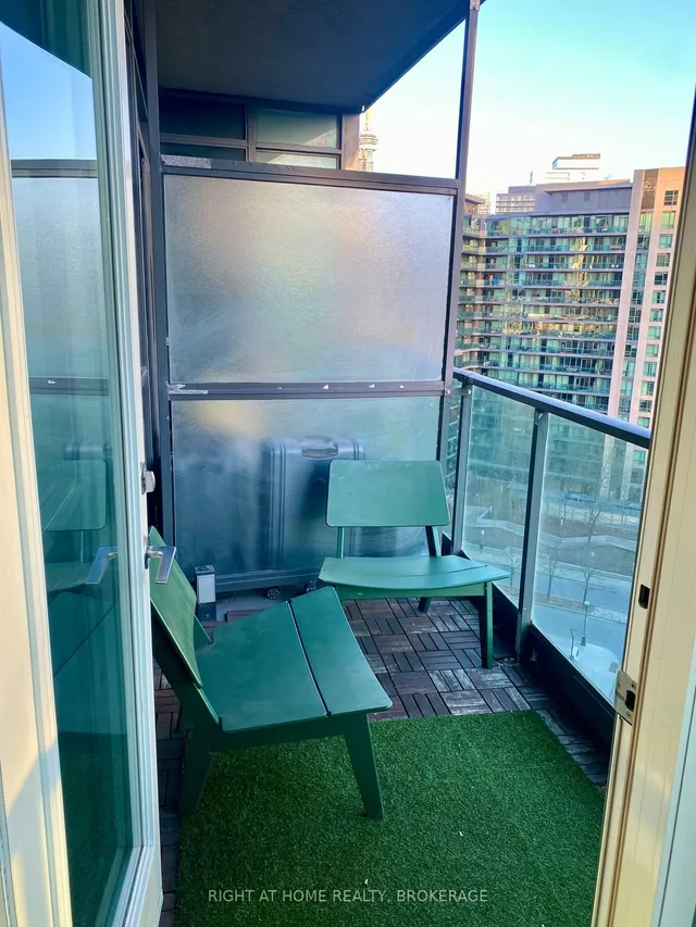 Additional image 27 of 231 Fort York Blvd Unit 1202