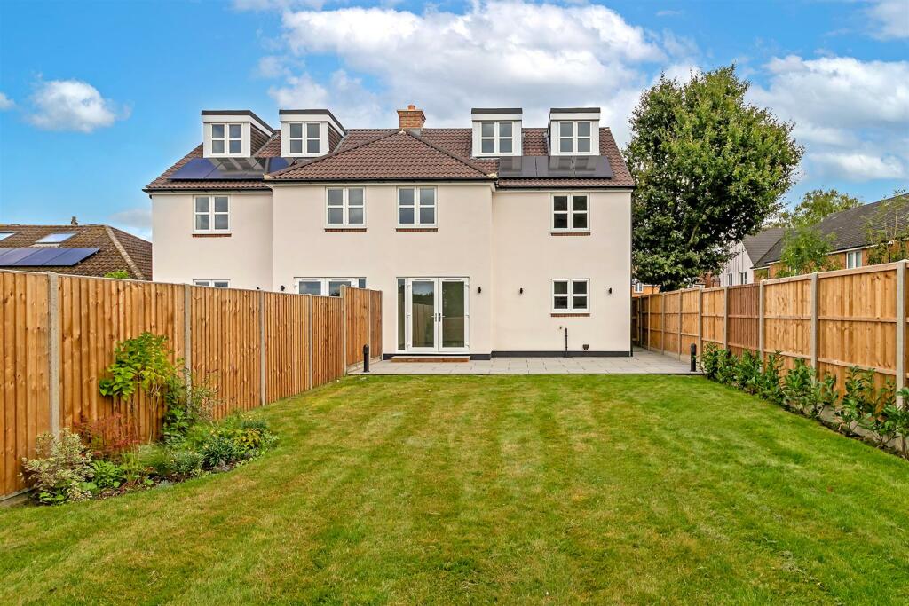 Additional image 26 of High Ash Road, Wheathampstead, St. Albans