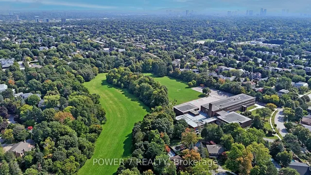 Additional image 40 of 72 Aldershot Cres