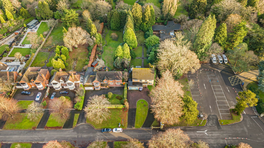 Additional image 28 of Brueton Avenue, Solihull, B91 3EN