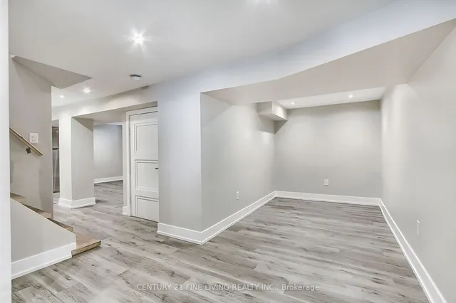 Additional image 32 of 6 Edmund Ave