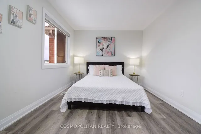 Additional image 20 of 125 Dunlop Crt