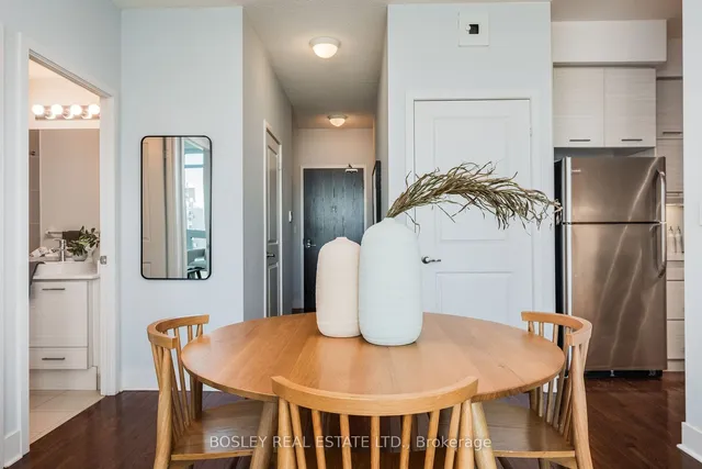 Additional image 14 of 26 Norton Ave Unit 1401