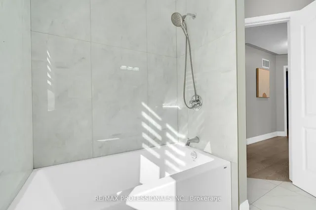 Additional image 17 of 2208 Kenneth Cres