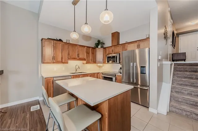Additional image 8 of 563 Landgren Crt