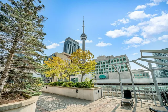 Additional image 21 of 250 Wellington St Unit 1537