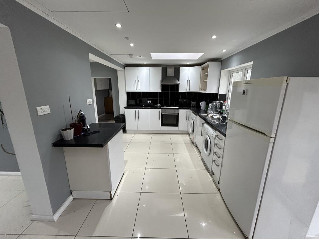 Additional image 8 of Harpenden Road, ST. ALBANS