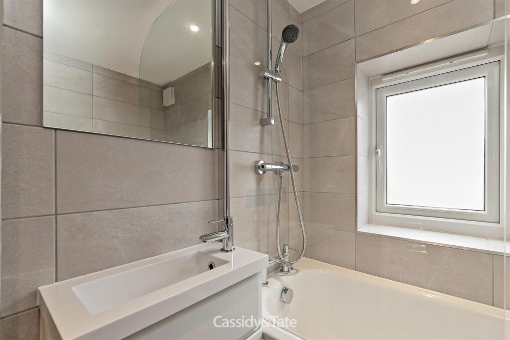 Additional image 12 of Victoria Road, Harpenden