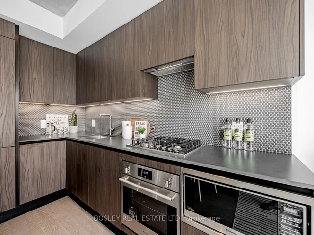 Additional image 11 of 2720 Dundas St Unit 406