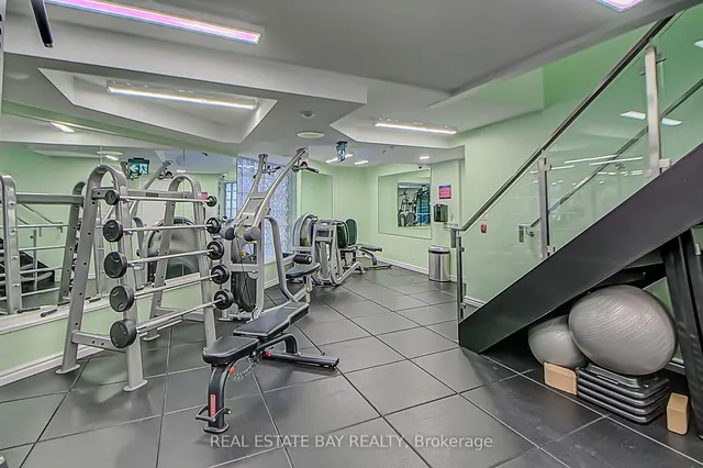 Additional image 27 of 50 Lombard St Unit 1005