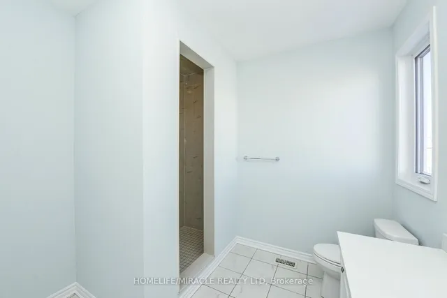 Additional image 33 of 120 Benhurst Cres