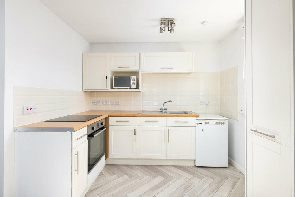 Additional image 7 of Dovecote Close, Trowbridge, BA14